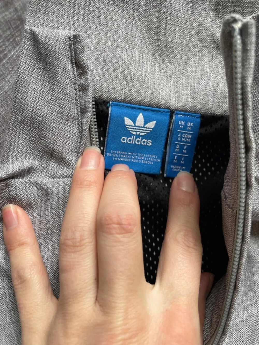 Adidas Gray Originals Paris Pack Quarter-Zip Windbreaker Pullover Jacket NEW